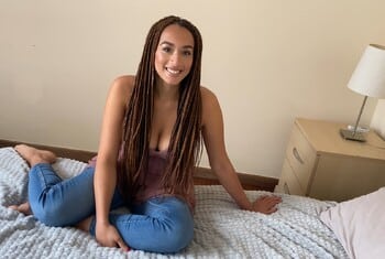 Naomi-Berlin - My first video, are you also looking for real meetings?