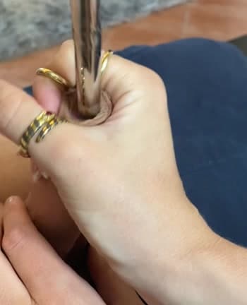 Cock pampering with Hot Fee Elena