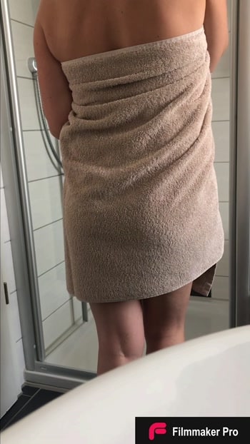 Tu veux prendre une douche avec moi ? [sandi89]