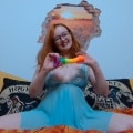 Iva Sunshine: Rainbow Dildo In My Ass!