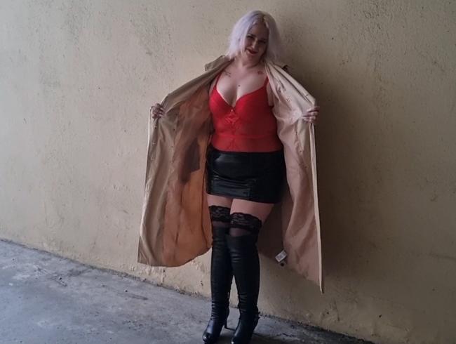 Hobby whore ChubbySchlampeHot lets her boots be full of cum