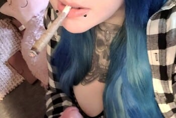 Fumer pipe avec hirondelle par TattooTeufelchen92