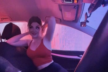 Wet public fuck in the car wash with Lea-Rose