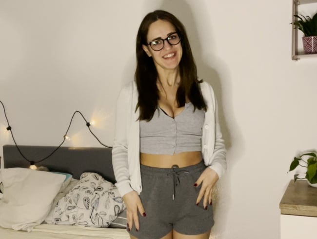 Valérie-Love : Ma première fois en sous-vêtements !