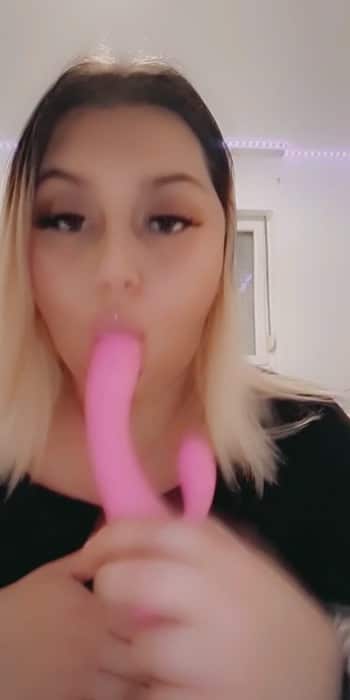 anna572 - sucking and fucking a rubber cock