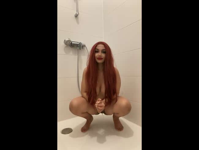 supersupernova23 - My first piss video. The jet shoots out of my pussy