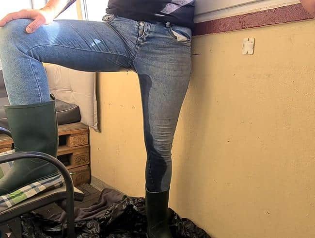 pussycat33 - jeans piss with rubber boots