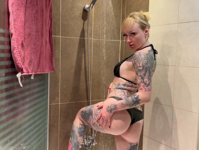 Hailey-hope: I invite you into my shower...