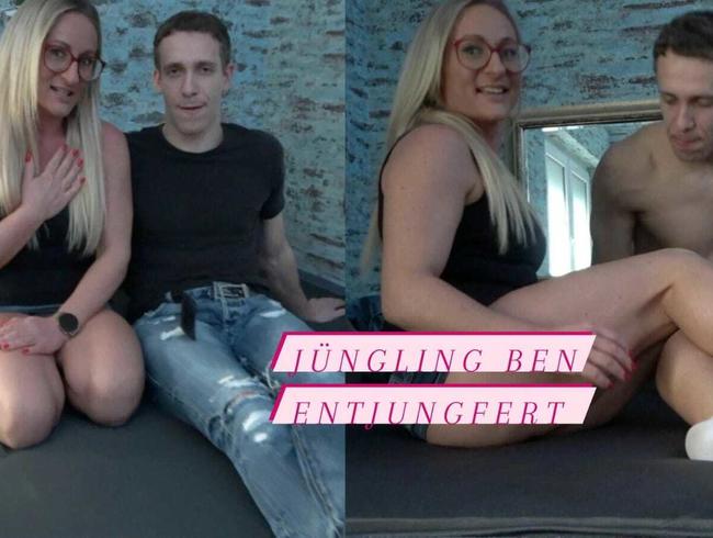 Totally perverted? STUDENT ANETA deflowers a young cock