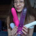 ¡Un montón de juguetes sexuales nuevos para EMMI-HILL! los pruebo todos